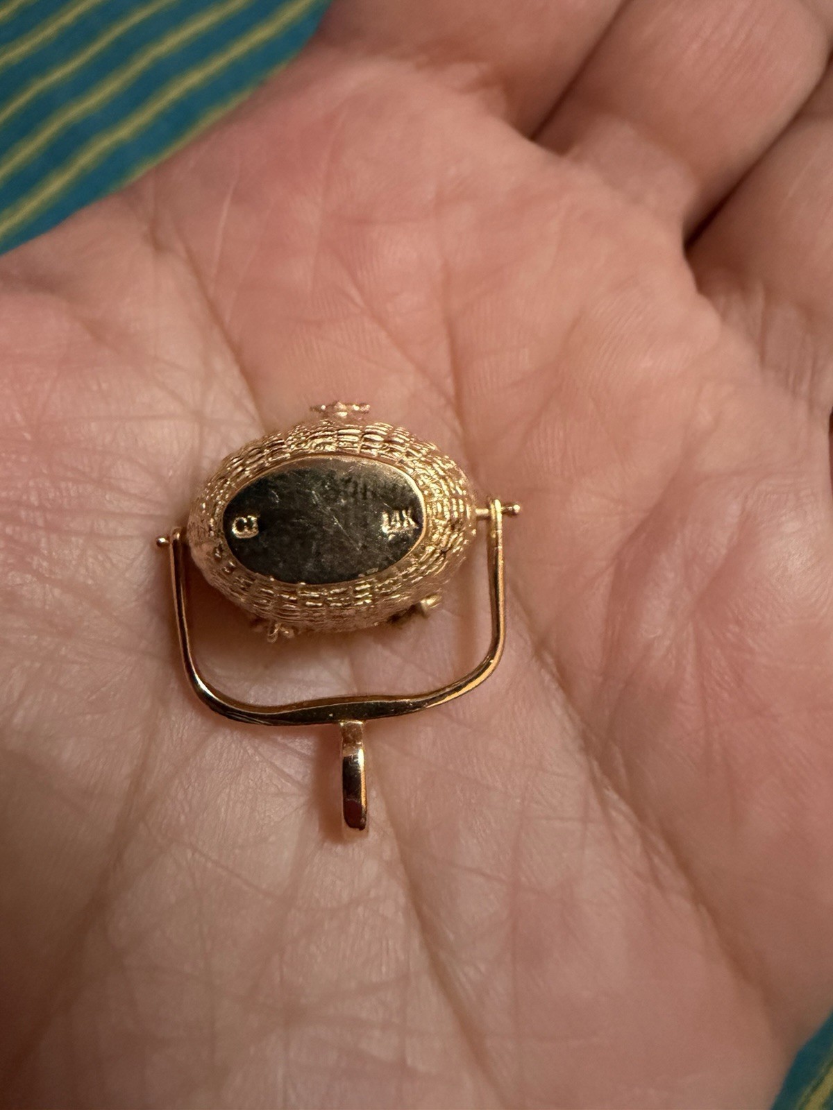 Chatham jewelers solid 14 karat gold Nantucket basket charm