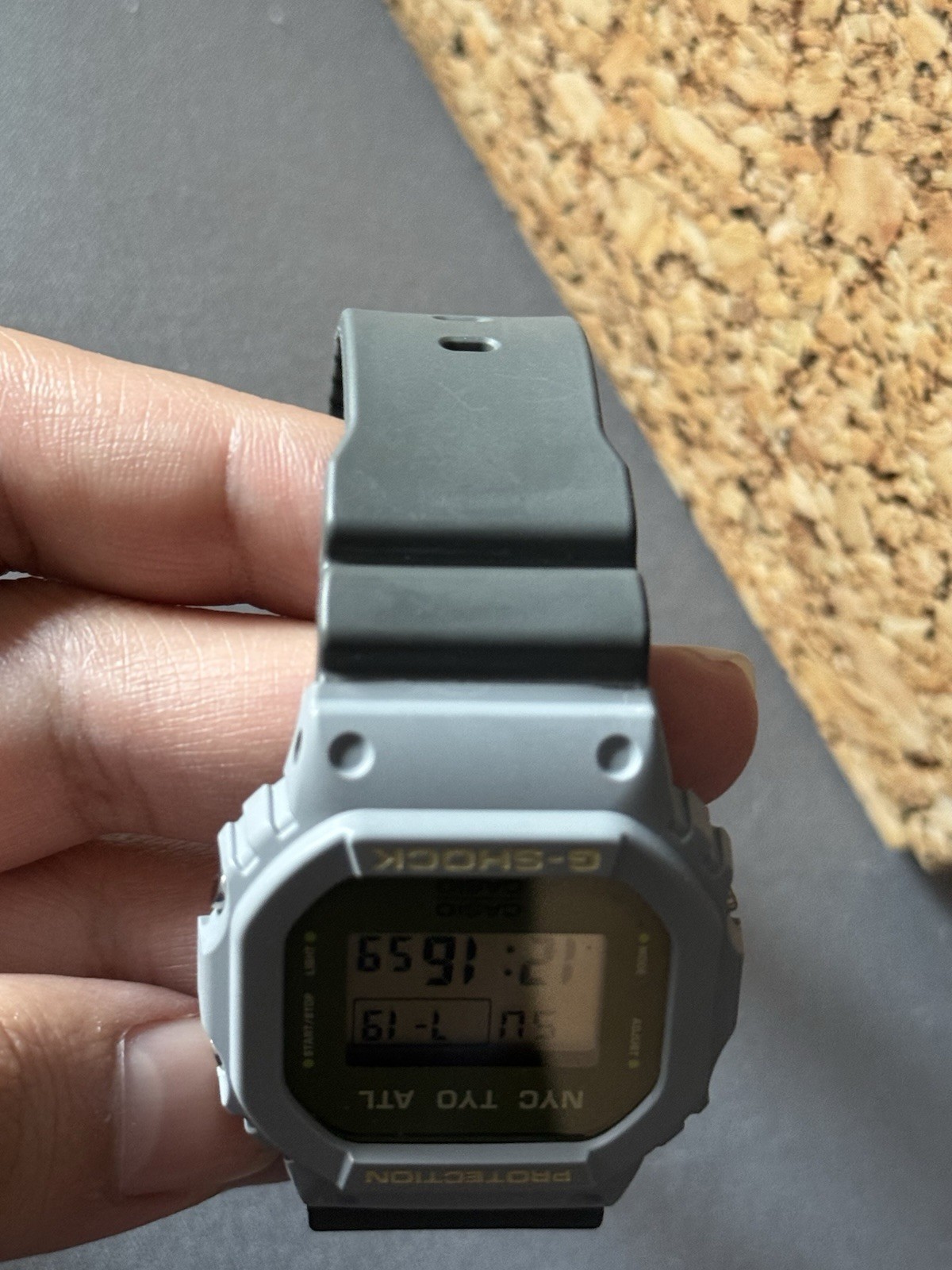 Casio G-SHOCK DW-5600VT Ben Clymer Hodinkee Digital Gray/Green Resin – Pre Owned