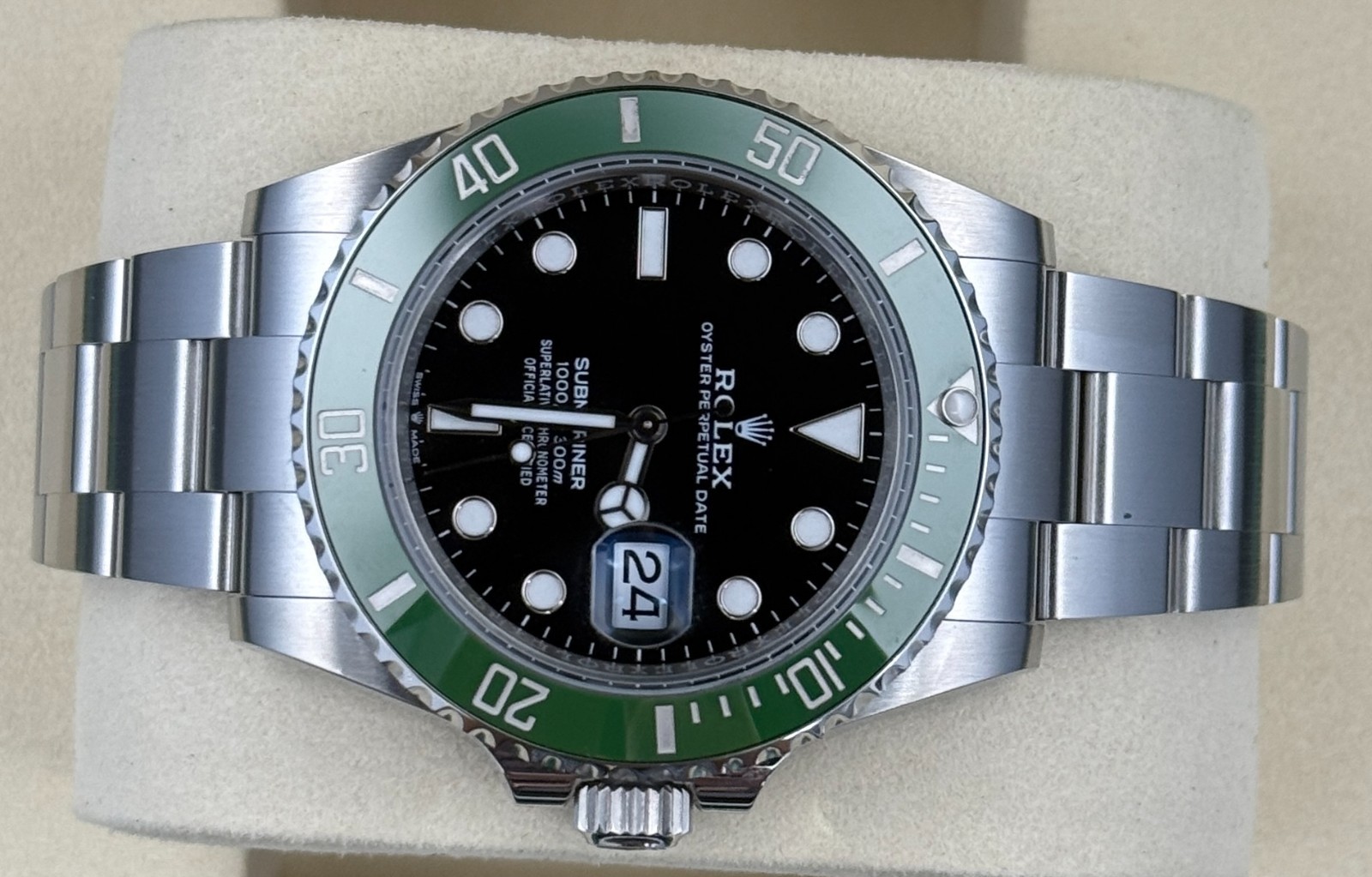 Rolex Submariner “Starbucks” 126610LV Black Dial 41MM Men’s Watch