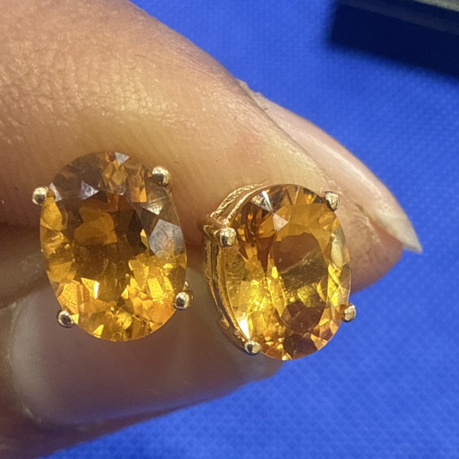 14k Yellow Gold Oval Citrine with diamond Stud Earrings Butterfly push back