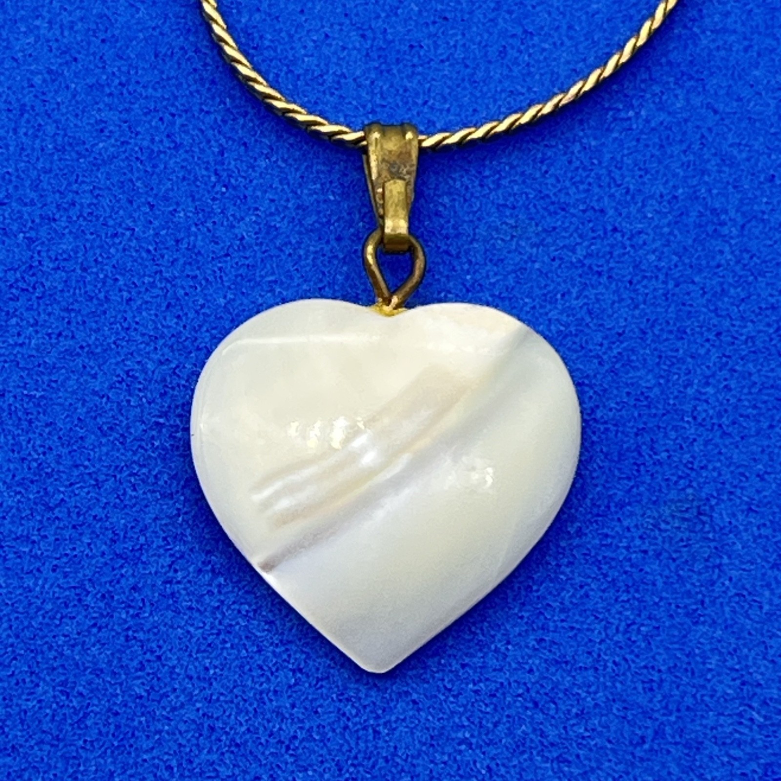 Vintage Abalone Heart Pendant Necklace 14″