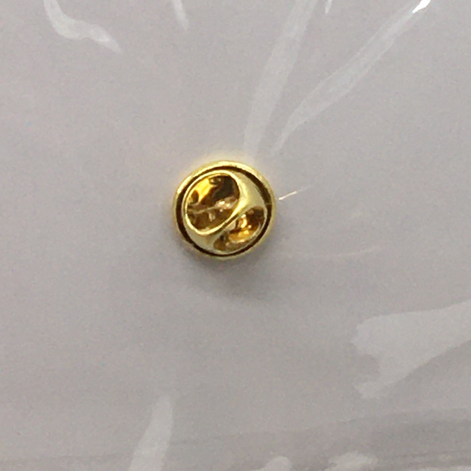 SOUL TOOTH ART Enamel Pin (1.25″x1.25″). “A Yellow Cheese & Bear Sandwich”