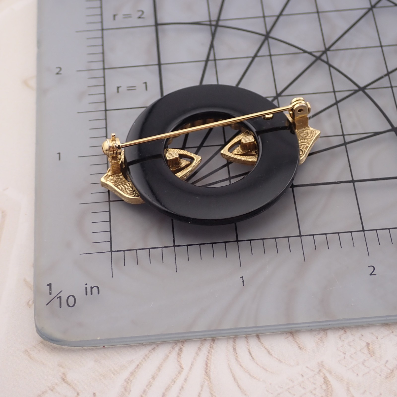 Vintage Black Resin Clear Rhinestone Ring Gold Tone Pin Brooch