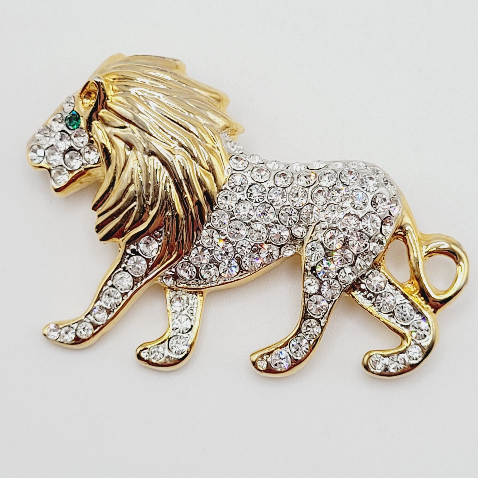 Lion Walking Curled Tail Green Eye Pave Sparkling Crystal Gold Tone Vtg Brooch