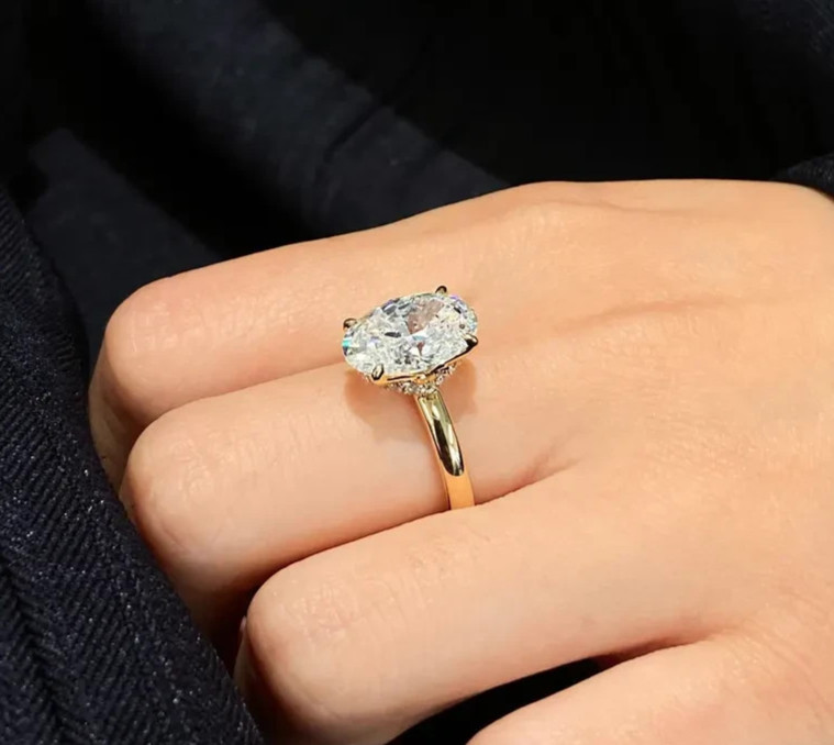 Lab Grown Diamond VS1/E 5.2 Oval-Cut Hidden Halo Engagement Ring 14k Yellow Gold