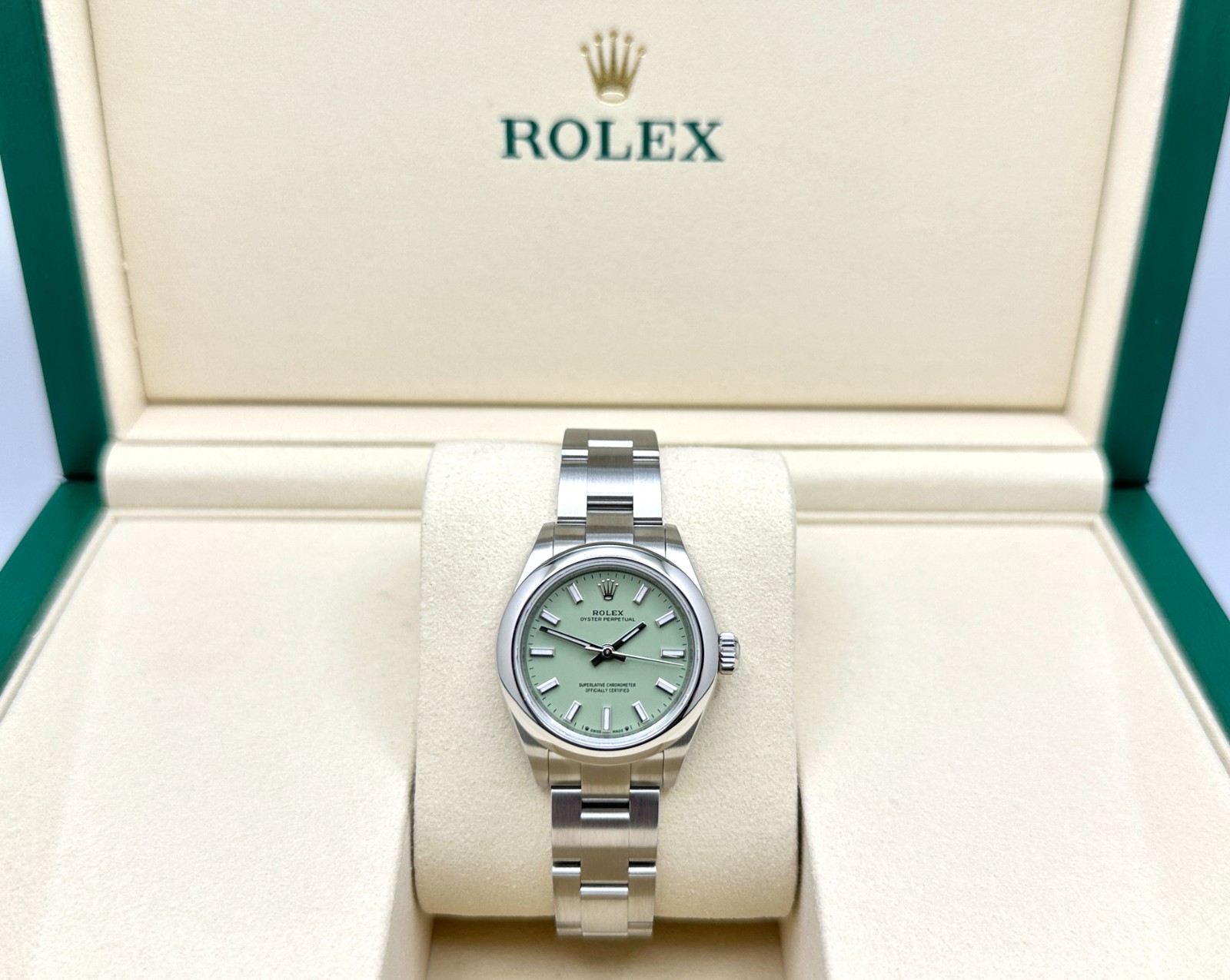 Brand New Rolex Ladies Oyster Perpetual 28 276200 PISTACHIO Dial Steel Full Set