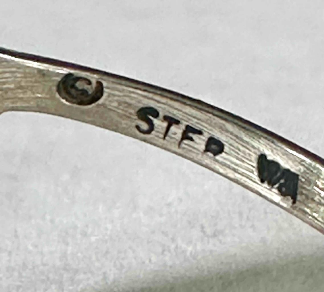 Wheeler Manufacturing Co Sterling Silver Leaf & Grape Decorated Ring Size 9.5