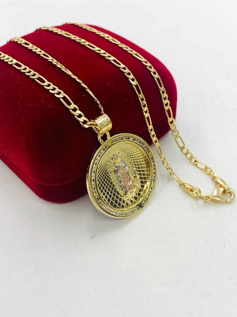 18″ Cadena y Medalla De La Virgen de Guadalupe Oro Laminado Para Mujer Tres Oros