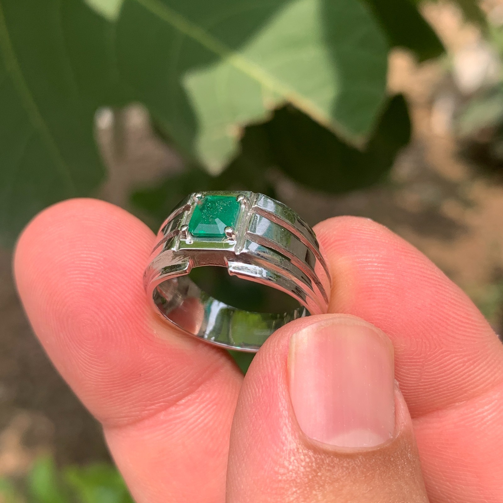Natural 1 Carat Vivid Green Swat Emerald Handmade 925 Sterling Silver Ring Rhodi