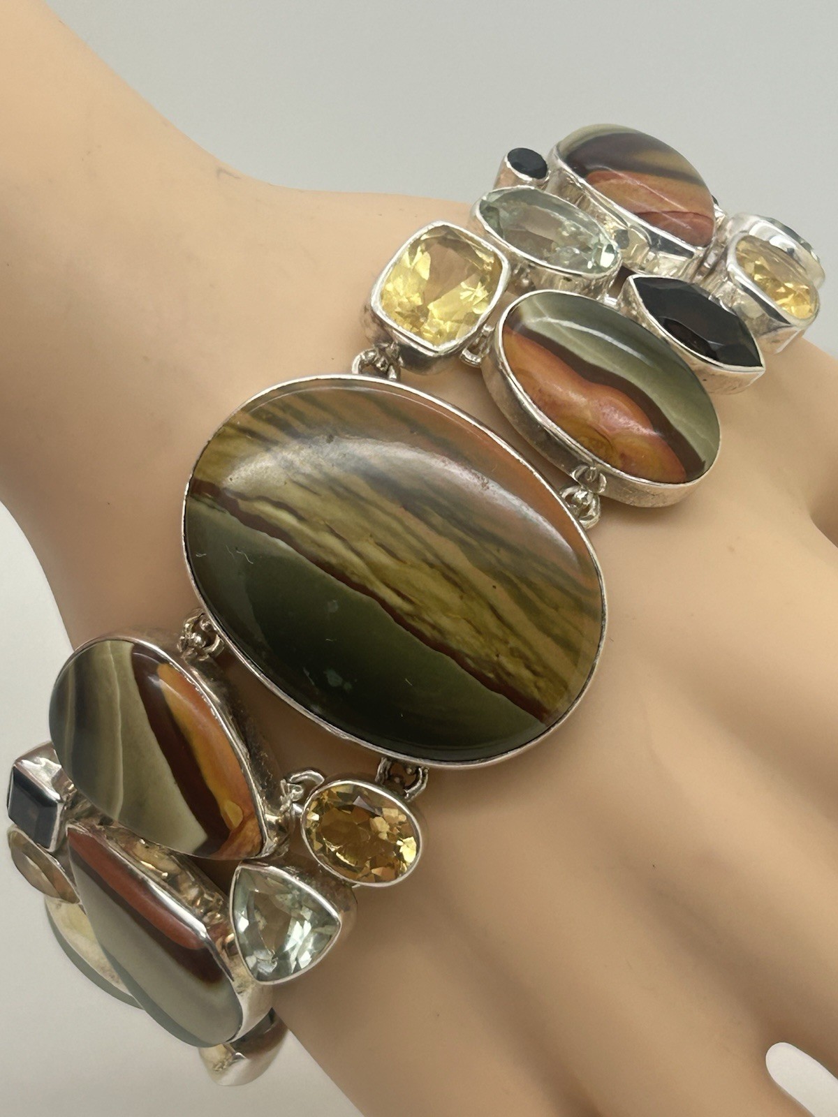 925 sterling Arya Signed Agate, Smoky Quartz Citrine & Peridot Stones Bracelet