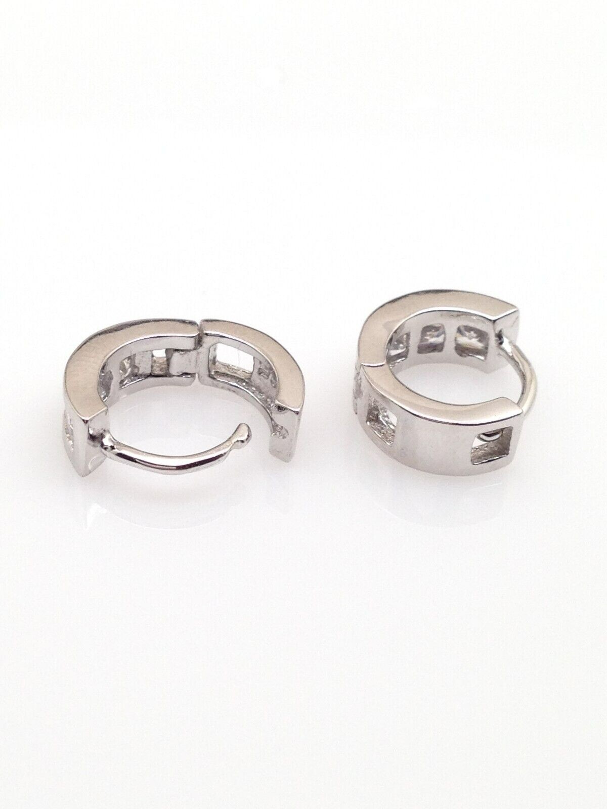 925 Sterling Silver Princess Cz Huggie Hoop Earrings Mens Womens 9.5×3.5mm