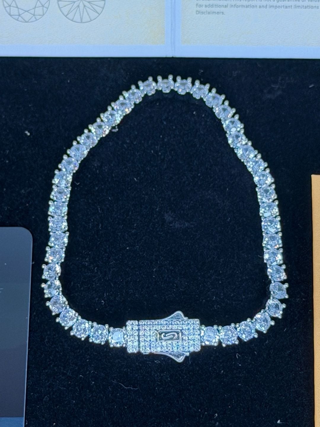 GRA Certified 8in D VVS1 Round Cut Moissanite Tennis Bracelet 925 Silver