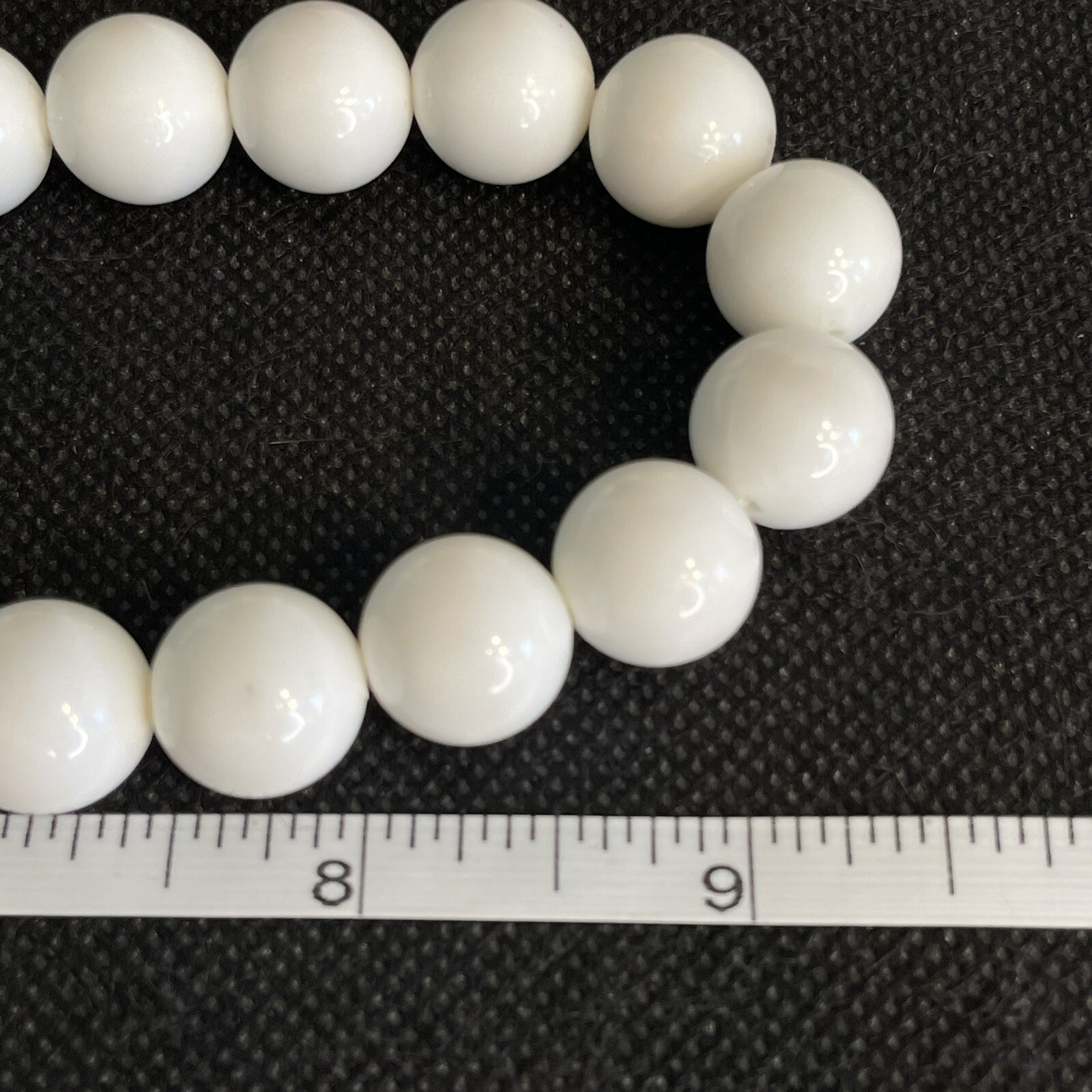 Vtg White Large Bead Gold Necklace Made In Austria Lucite Bubble Gum 1950 Classy