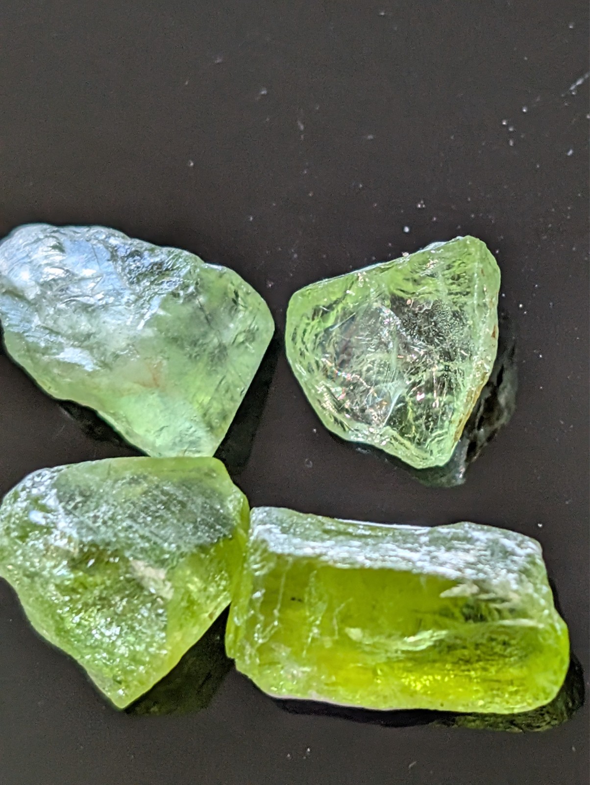 USA Seller 25.24 VVS peridot facet rough gemstone