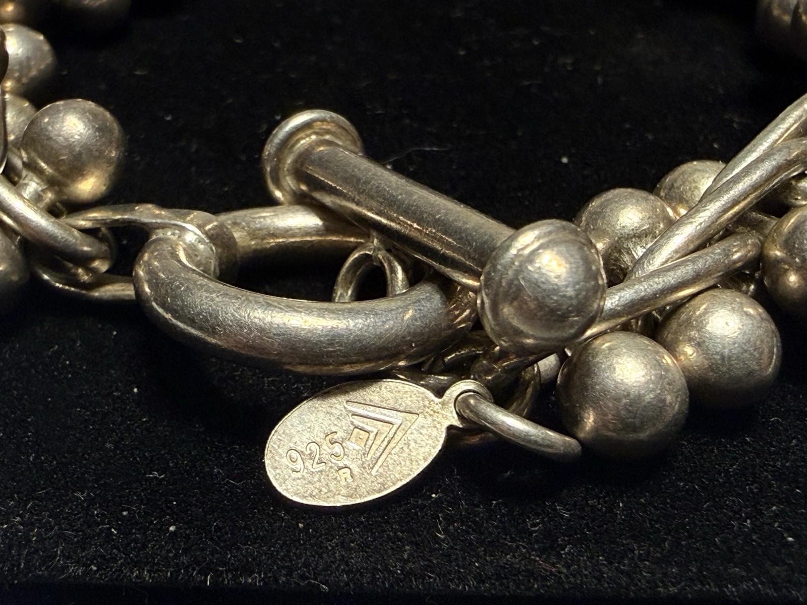 Silpada 925 Sterling Silver DNA Bead Ball Link Toggle Bracelet – Mexico