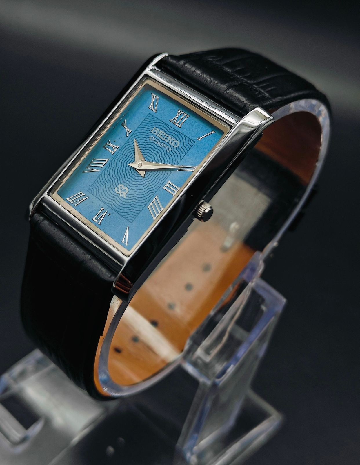 Vintage Rare Seiko Slim Quartz Men’s Wrist Watch With Free DDP Shipping