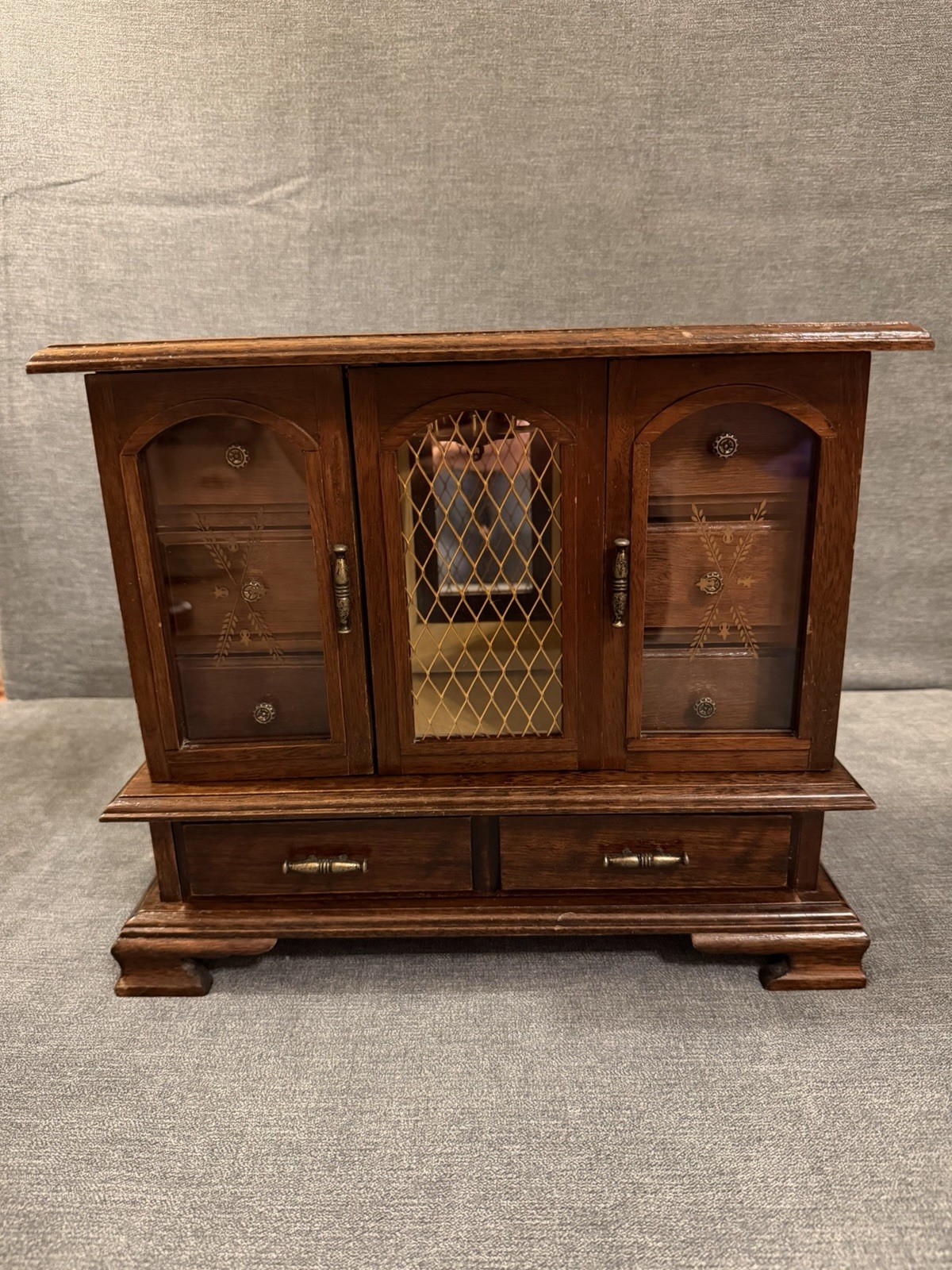 VTG Wooden Jewelry Chest Table Top Velvet Lined Drawers Necklace Corral Musical