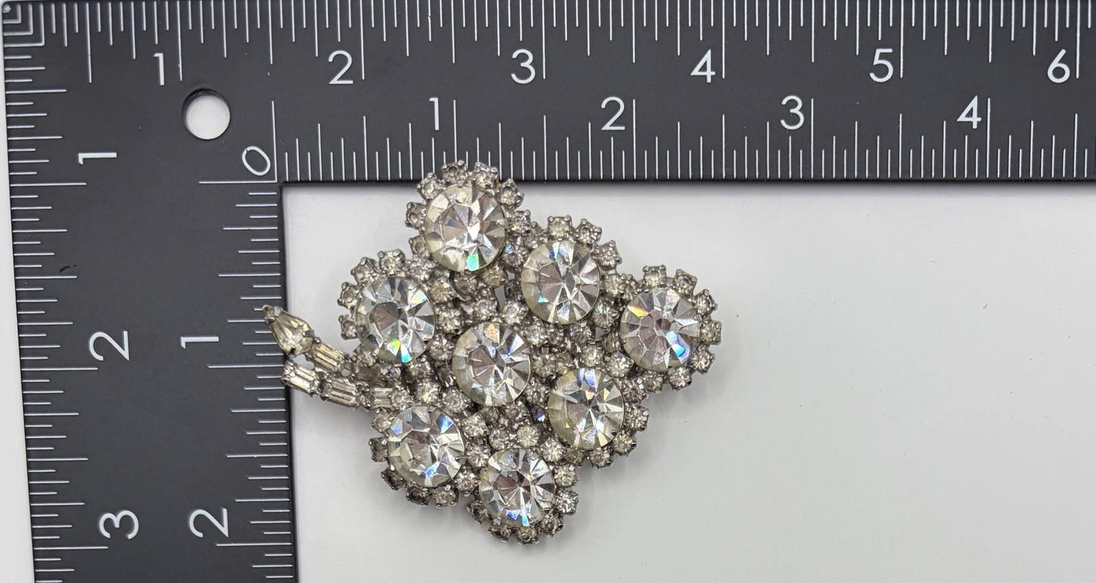 Vintage Large Brilliant 3-Tier Rhinestone Cluster Brooch 2.5” Unsigned