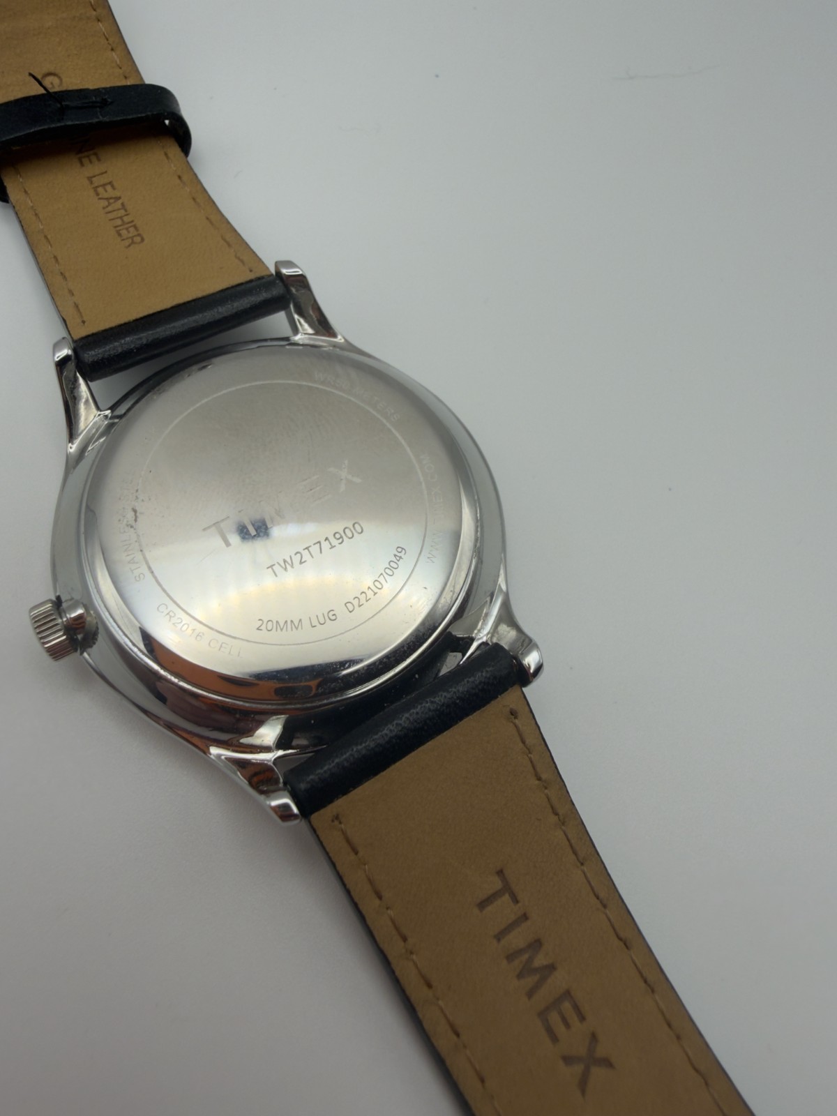 Timex Easy Reader Men’s Black Dial Indiglo Quartz Leather Strap Watch – TW2T7190