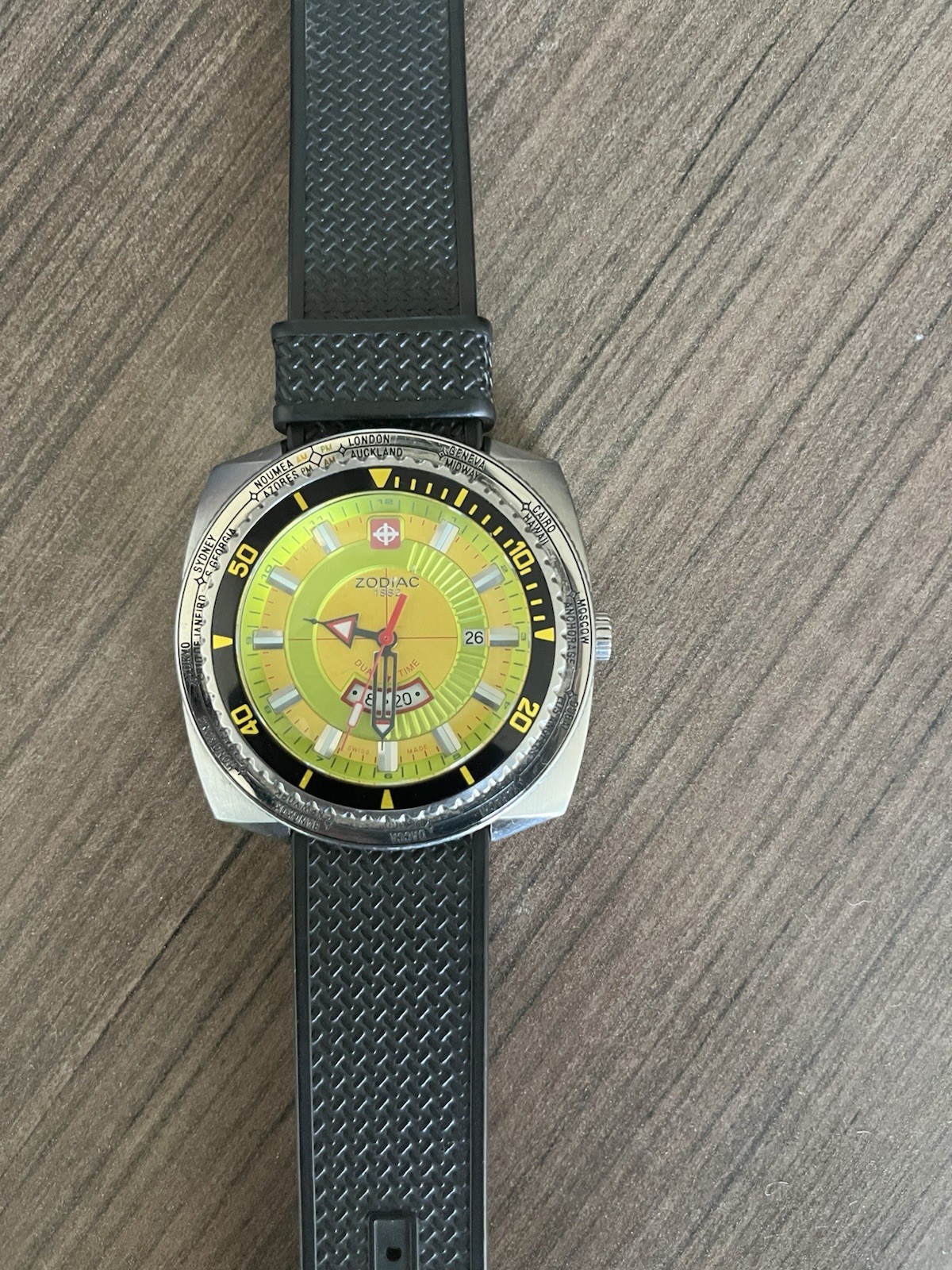 Rare Zodiac Super SeaDragon ZO3705
