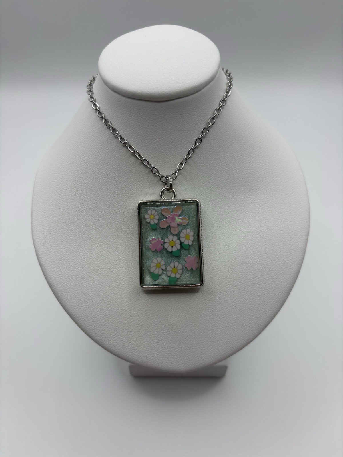 Resin 2 Sided Pendant On A Stainless Steel Oval Chain 22”