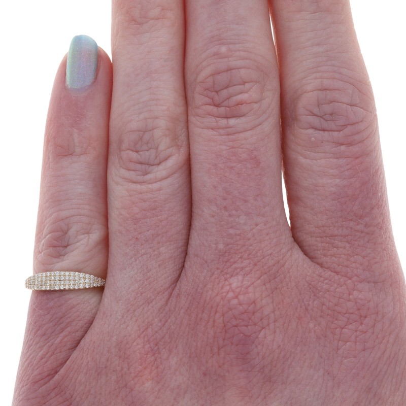 Yellow Gold Diamond Graduated Cluster Band – 14k Single Cut .20ctw Ring