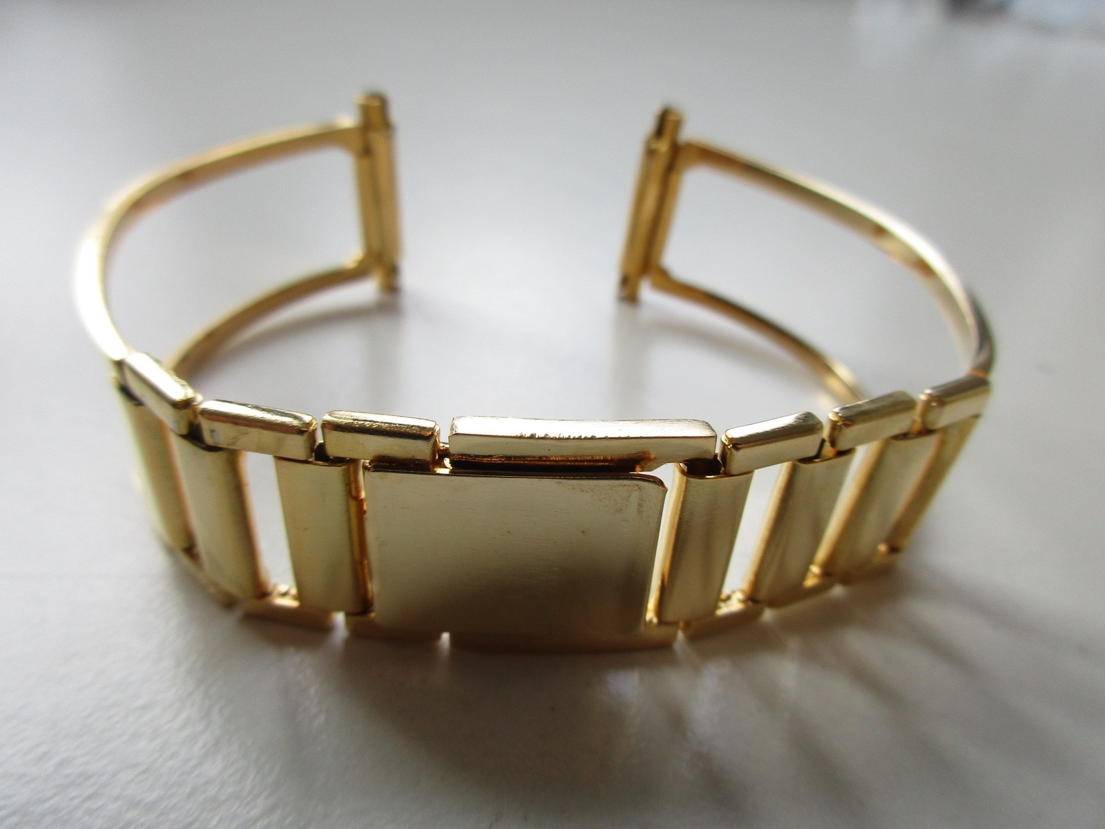 Curved lugs 17 18 19 20 21 MM 1960’s gilt plated watch bracelet