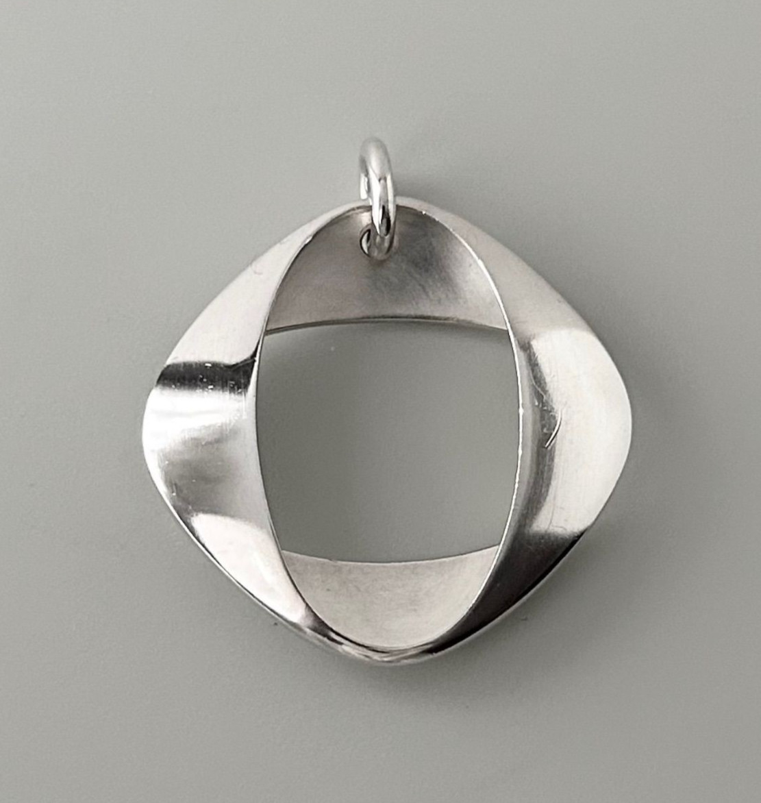 GEORG JENSEN Sterling Silver Pendant #190 Henning Koppel Pre-owned w/no box
