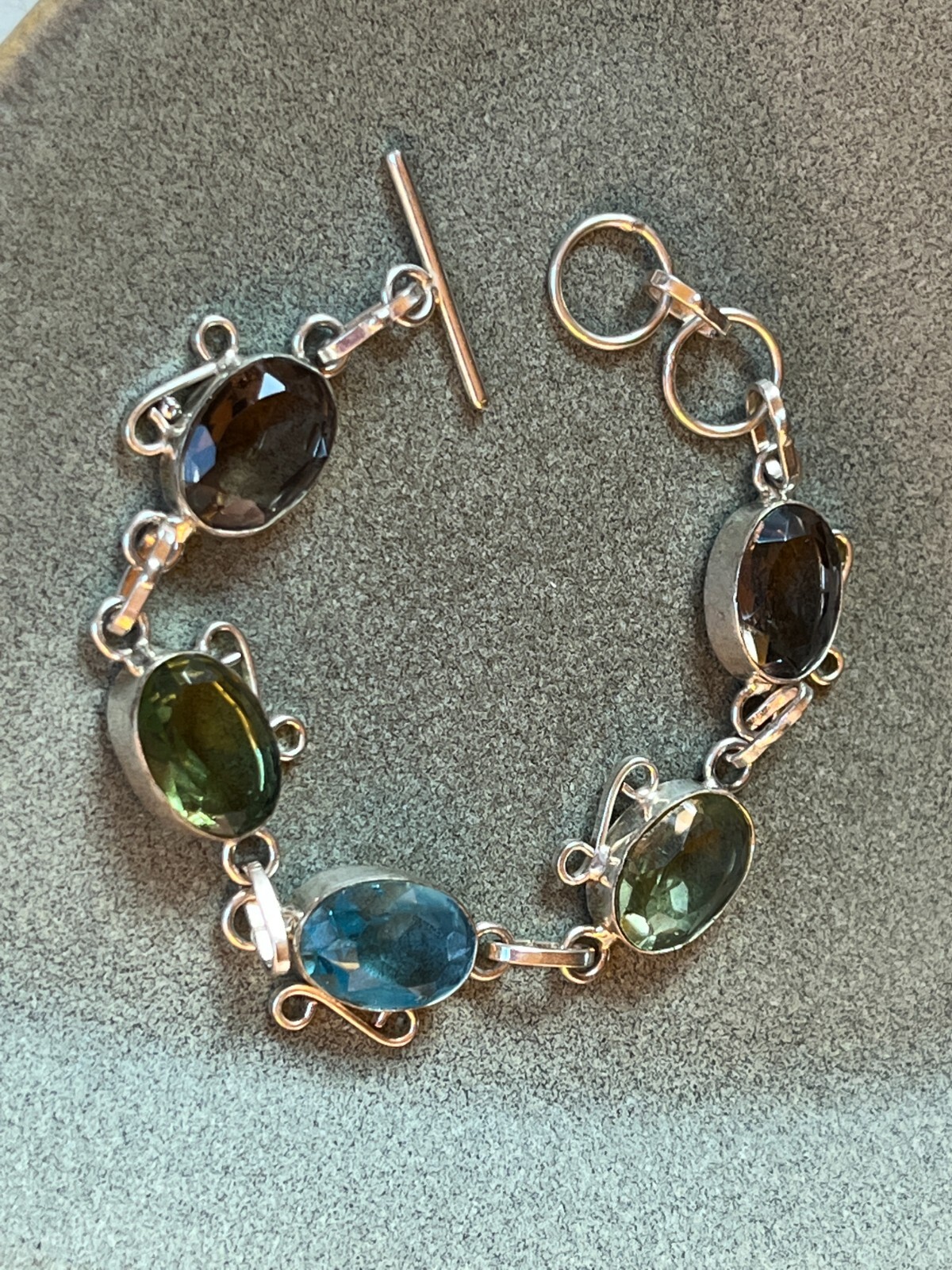 Brown Green & Blue Oval Faceted Glass in Nonmagnetic Silver Frame LInk Bracelet