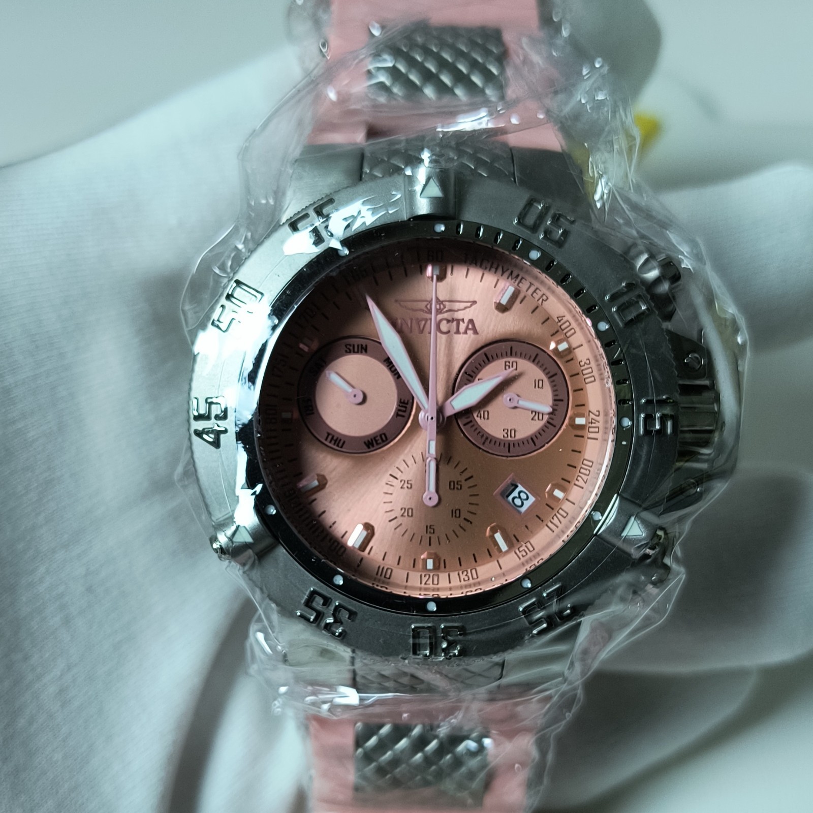 Invicta Subaqua Noma III Pink Dial Swiss Ronda Z60 50mm W/ Pink Hard Case. NEW