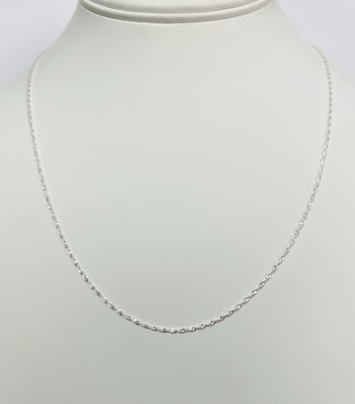 Sterling Silver 1mm Singapore Link Chain Necklace 20 Inches
