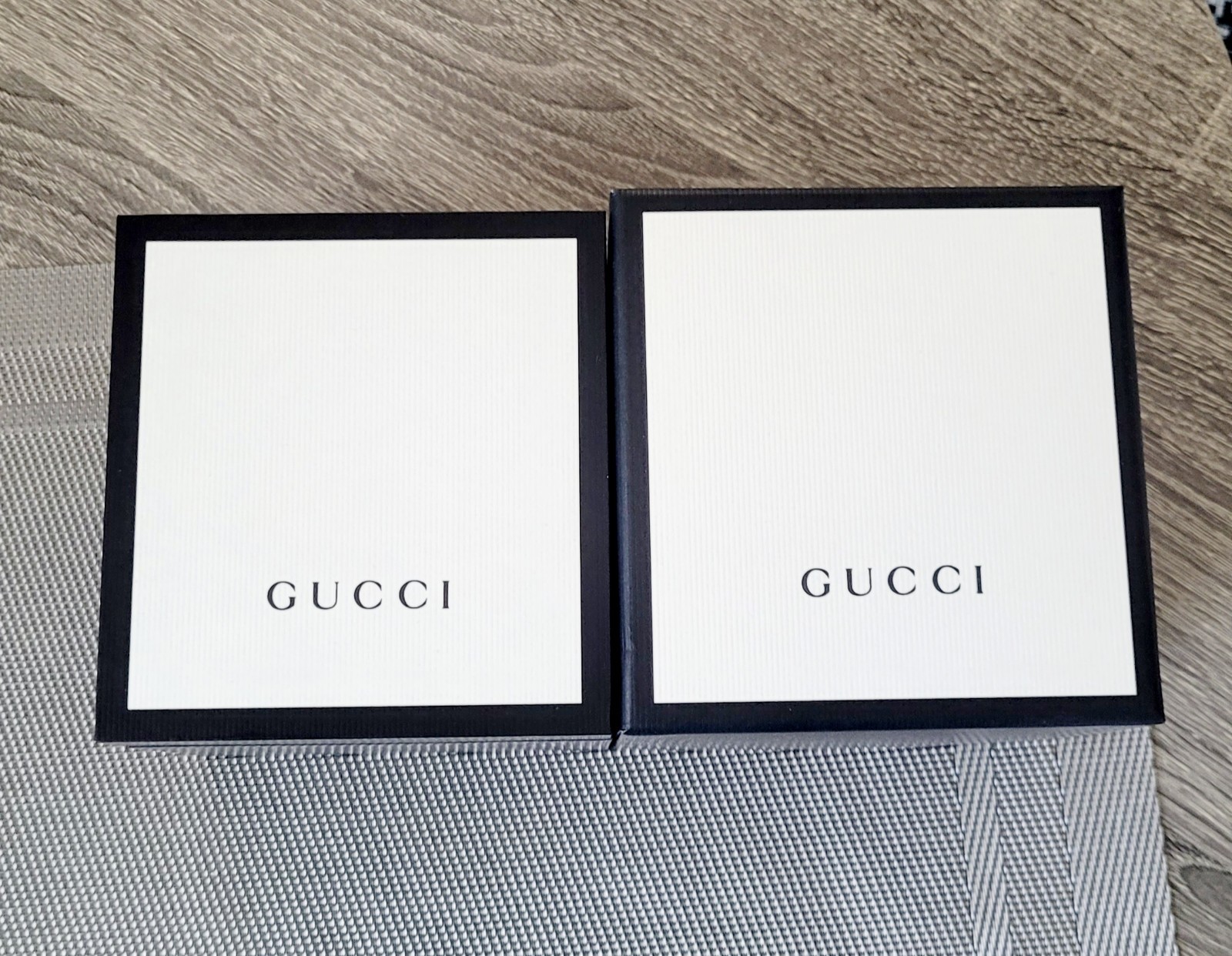 Gucci Pantheon 115.4,Authentic,35MM,Mother Of Pearl Dial,Excellent,Hardly Worn.