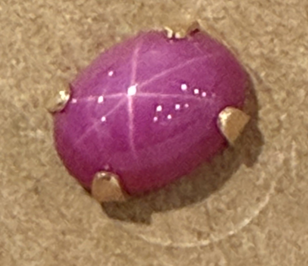 10k Yellow Gold Lab Created Ruby Star Sapphire Stud Earrings .88g