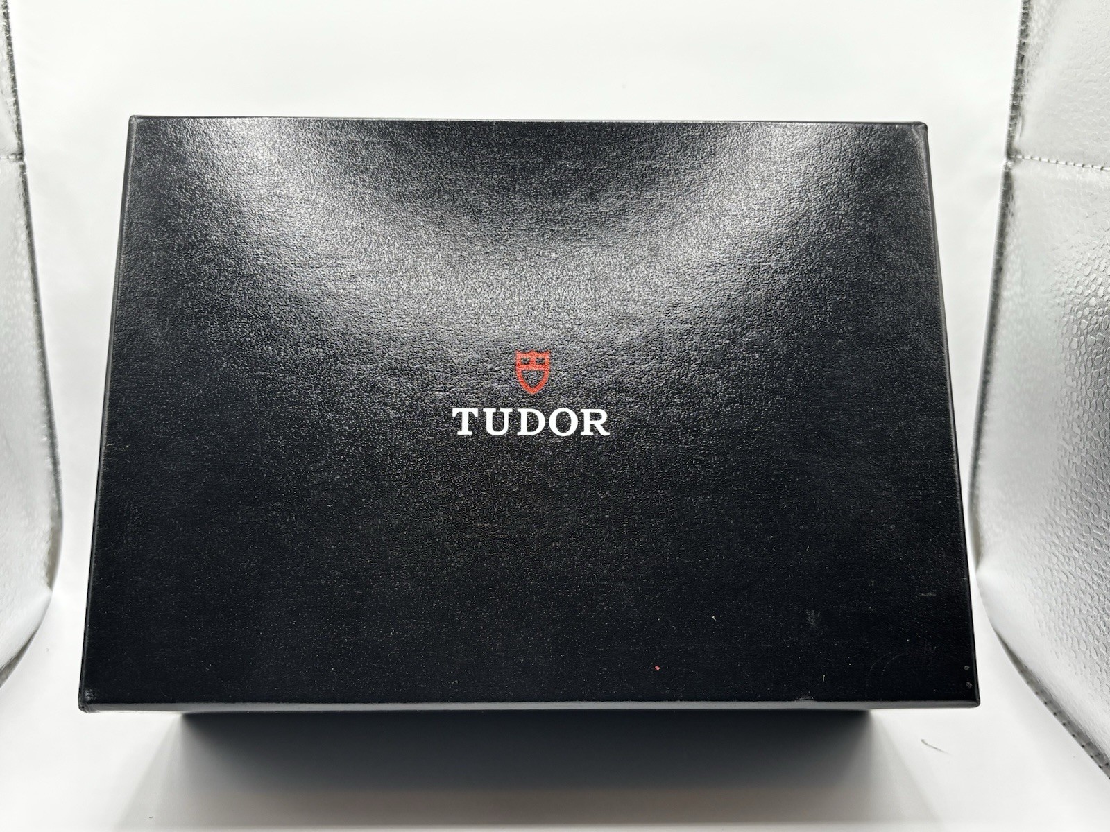 TUDOR Grantour Date 20500N