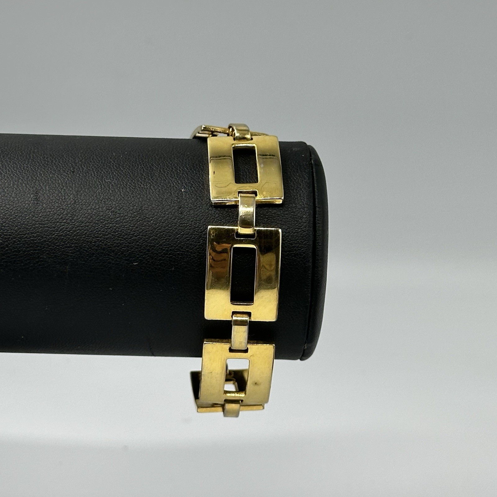 Vintage Bracelet Gold Tone Rectangle Links Fold Over Clasp Statement 7.5 Inch