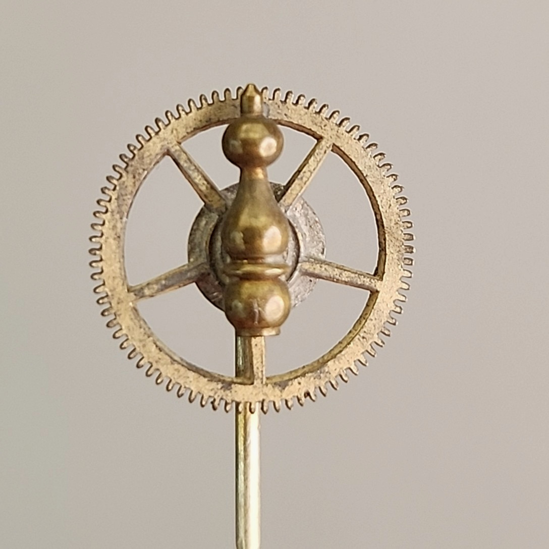 Antique Gear Wheel Stick Pin Brass Industrial Mechanical Engineering 2.5″