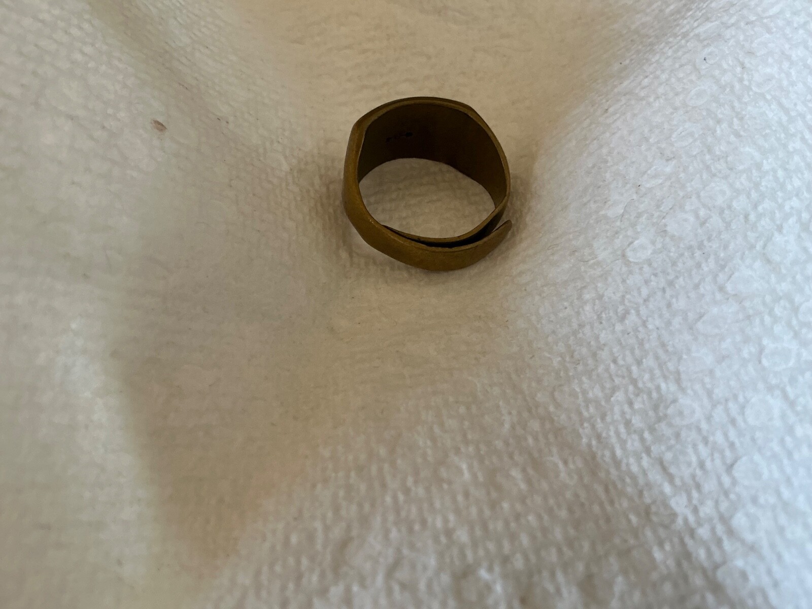 VINTAGE Uncas Manufacturing CHINESE SCRIPT ADJUSTABLE BAND RING