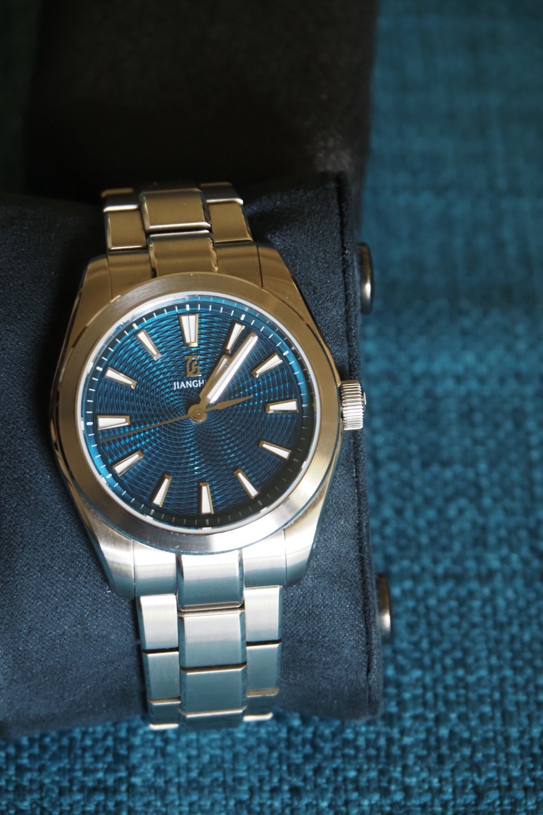 Jianghun JH0301G Guilloché Diamond & Paris Motif 39mm
