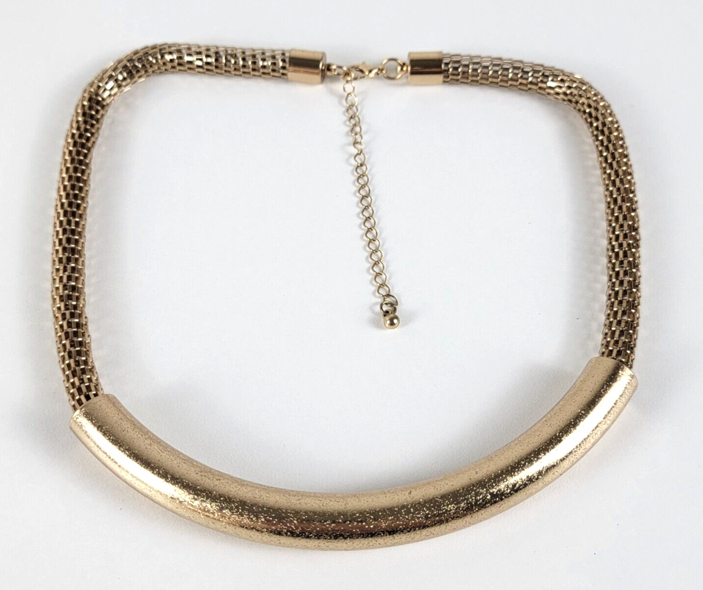 Gold-Tone Mesh Chain Sliding Tube Charm Necklace 21″ Lobster Clasp Modernist