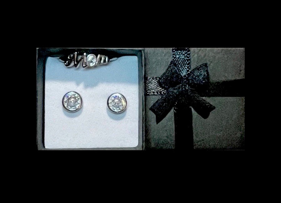 Elegant Sparkling Silver Filled White Fire Topaz Mom Ring 9 & 925SS Earrings Set