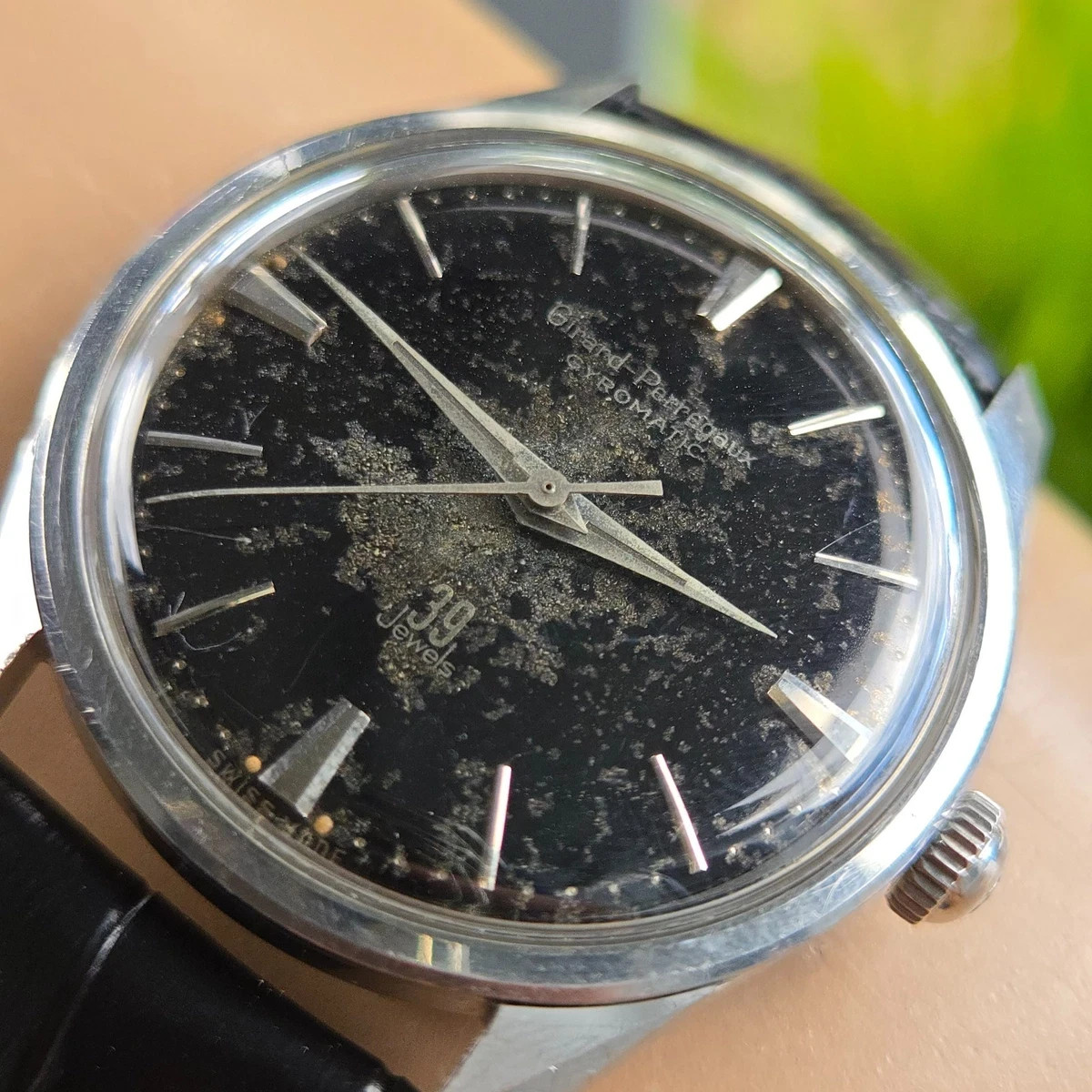 Vintage Girard-Perregaux Gyromatic 39 Jewels tropical Black dial 1950s