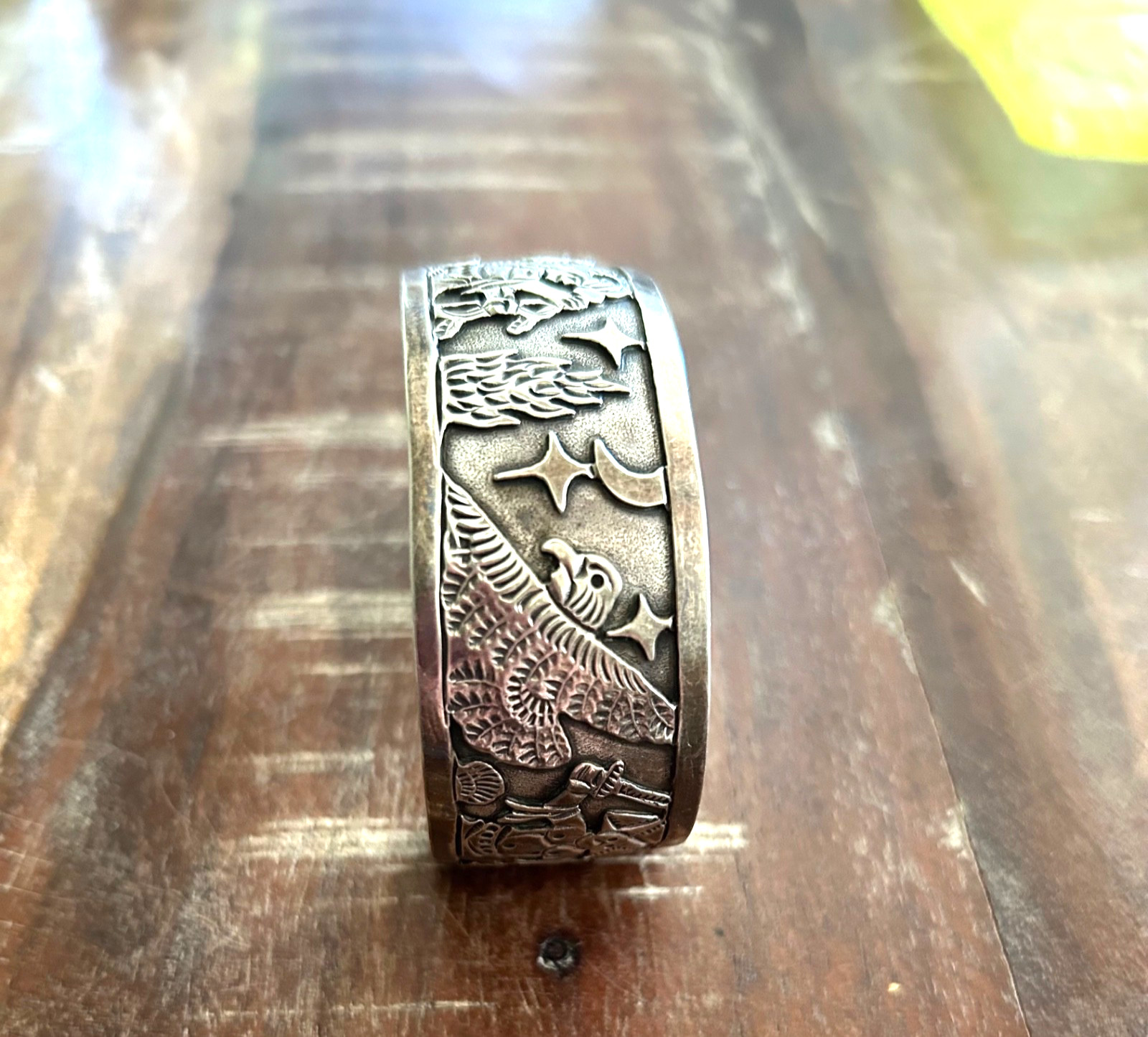 NAVAJO BECENTI STORY TELLER STERLING SILVER BRACELET 50g