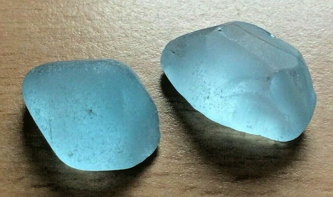 Topaz Swiss Blue Faceting Rough Supper Clean Very Bright Stones From 30 – 60 ct