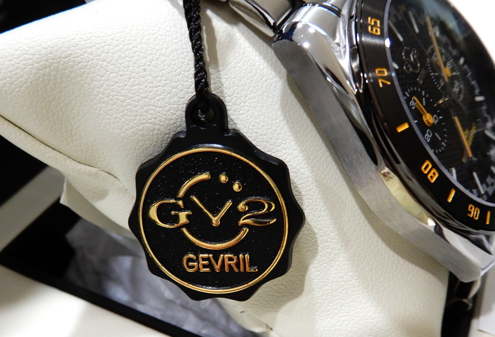 New In Box! WILL NOT LAST! GV2 Men’s FRECCIA CHRONOGRAPH-Swiss Quartz-Black Dial