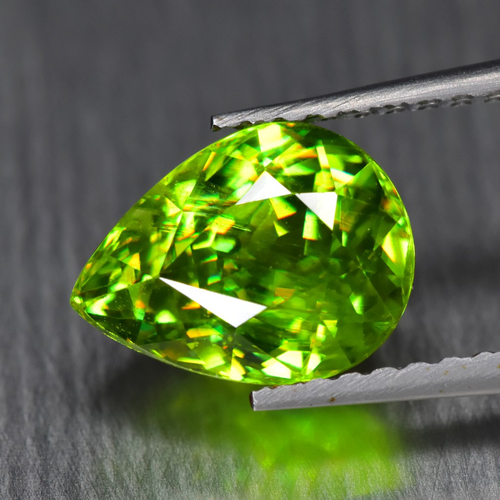 2.08Ct Custom Pear Cut_Amazing Unheated Titanite Semi Chrome Sphene