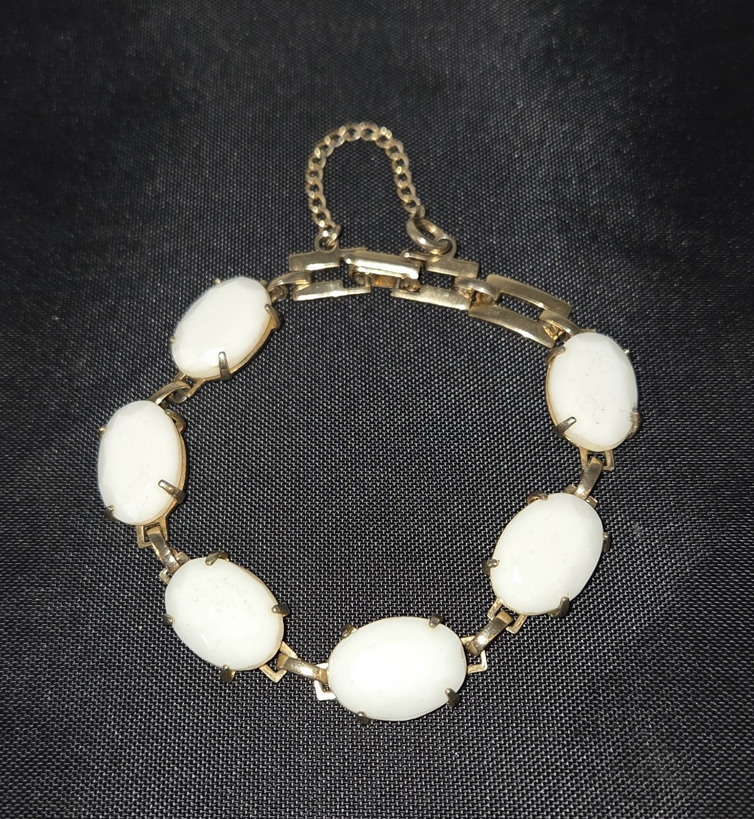 Vintage White Milk Glass Faceted Cabochon Bracelet Gold Tone with Safety Chain