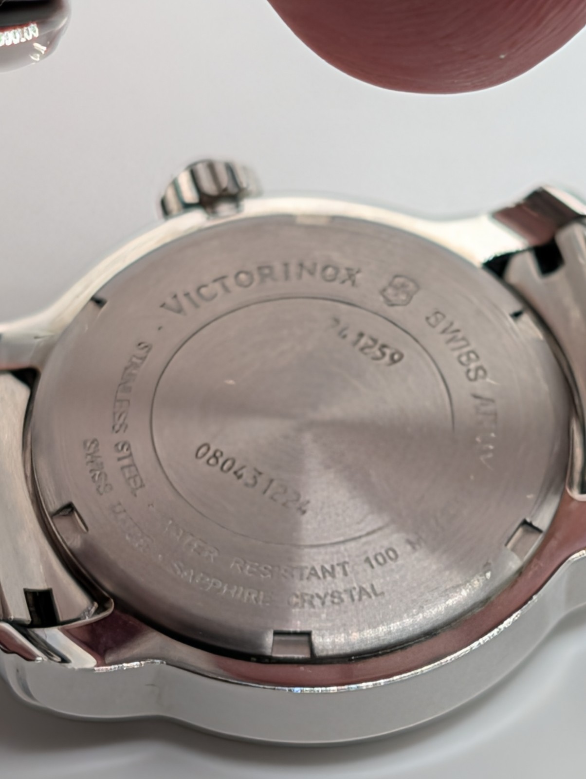 Victorinox Swiss Army Swiss Made GMT Quartz Watch 100m White Dial 241259 (NOS)