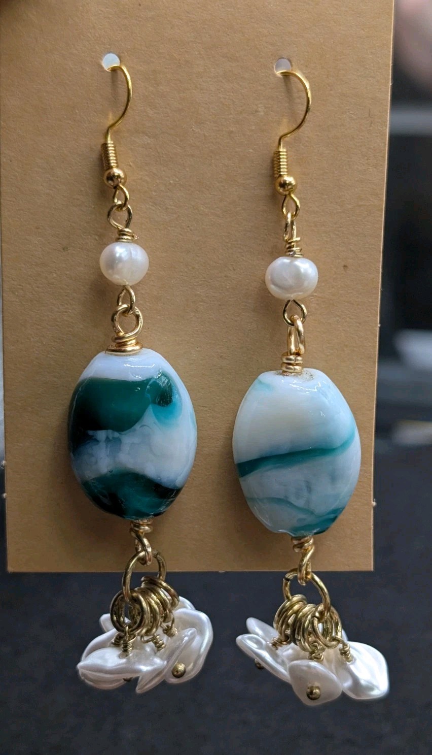 Women’s Flower Stylish Boho Mixed Beaded Drop Dangly Hook Earrings 💙💚🤍