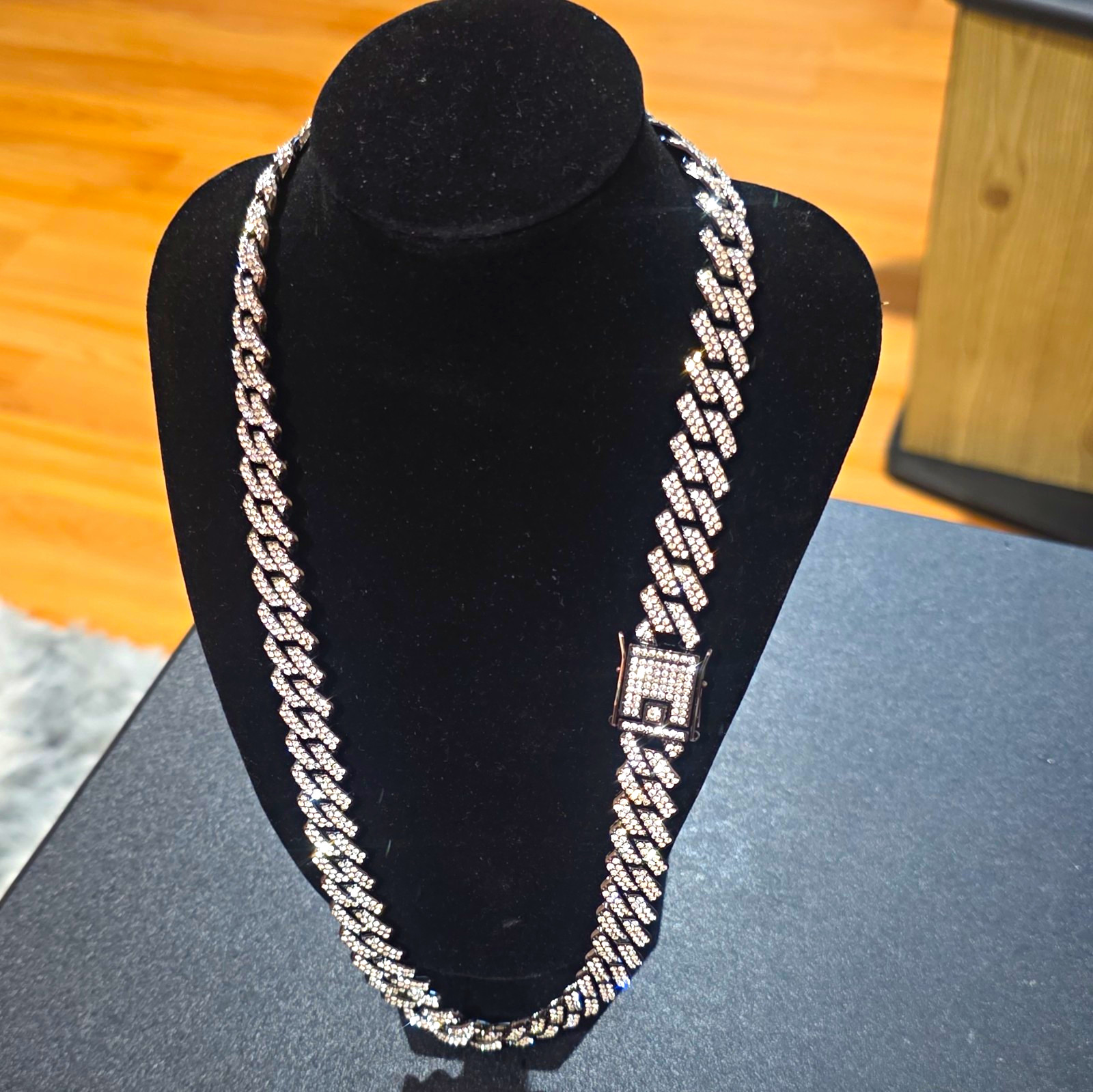 22 Inch, 12.7mm Reversible Cuban Link Chain Necklace,