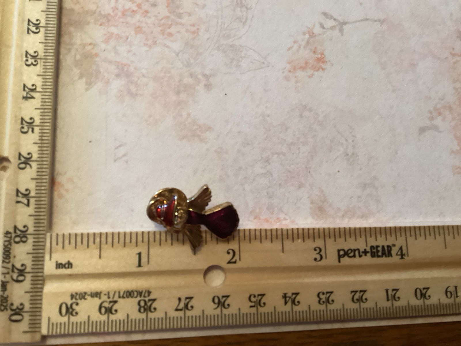 Gold Tone RED HAT SOCIETY Purple ANGEL With Halo Lapel Tack Pin